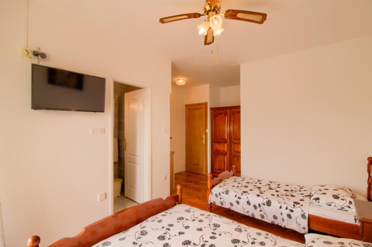 Apartments Sosic Ρόβινι Εξωτερικό φωτογραφία
